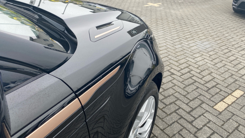 Land Rover Range Rover Evoque 2.0 D200 R-Dynamic SE 5dr Auto Diesel Hatchback